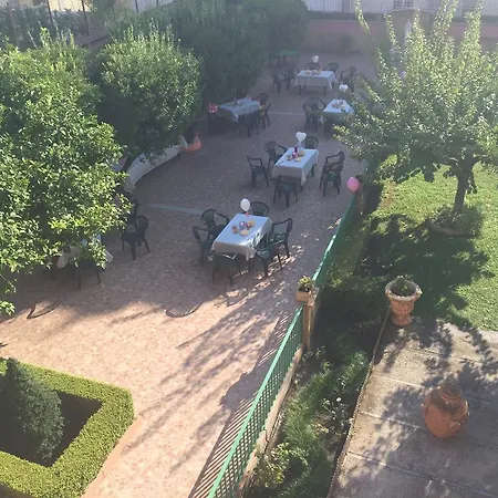 Preziosa Konukevi Portici