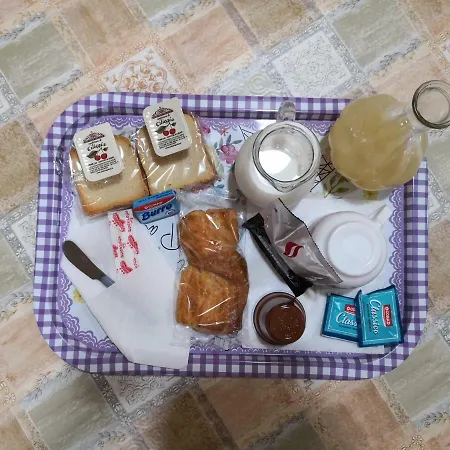 Preziosa Konukevi Portici